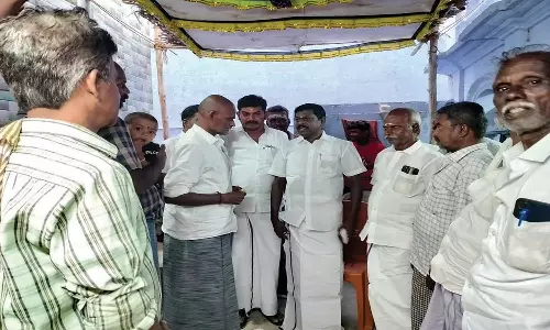 தென்காசி அருகே தி.மு.க. நிர்வாகி  குடும்பத்திற்கு நிதி உதவி