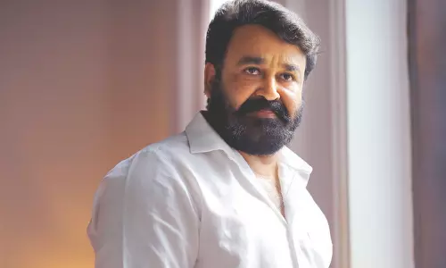 யானை தந்தங்கள் கைப்பற்றப்பட்ட விவகாரம்: மோகன்லால் மீதான விசாரணைக்கு 6 மாதம் தடை