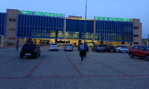 மாதவரம் பஸ் நிலையம் மந்தமாக மாறிய பரிதாபம்... சேவையை அதிகரிக்க முடியாமல் திணரும் அதிகாரிகள்