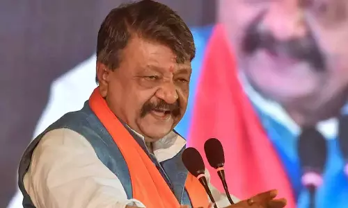 நாடு முழுவதும் ஒரே நேரத்தில் பண்டிகைகள் கொண்டாடும்போது, தேர்தல் நாள் ஏன் முடியாது- பா.ஜனதா தலைவர்