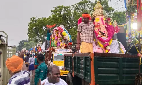 நிலக்கோட்டை ஒன்றியத்தில்  80 விநாயகர் சிலைகள் ஊர்வலம்