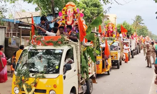 கூடலூரில் விநாயகர் சிலைகள் ஊர்வலம்
