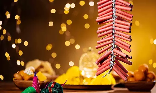 திருப்பூரில் பட்டாசு கடைகளுக்கு விண்ணப்பிக்கலாம் - கலெக்டர் கிறிஸ்துராஜ் அறிவிப்பு