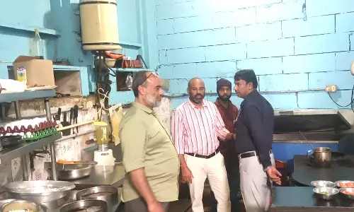 நீலகிரி மாவட்ட உணவகங்களில் அதிகாரிகள் அதிரடி சோதனை