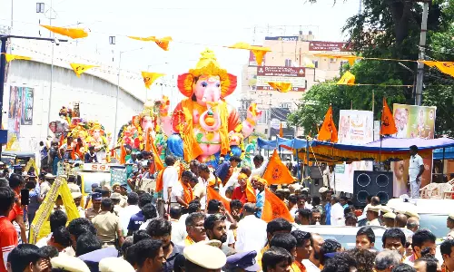 விநாயகர் சிலைகள் ஊர்வலம்