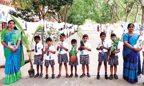 அதியமான் மெட்ரிக் மேல்நிலைப் பள்ளியில் ஓசோன் தின கொண்டாட்டம்