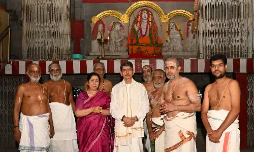 காஞ்சிபுரம் கோவில்களில் கவர்னர் ஆர்.என்.ரவி வழிபாடு