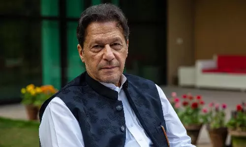 இந்திய உச்ச நீதிமன்றத்தின் தீர்ப்பு காஷ்மீர் பிரச்சினையை மேலும் சிக்கலாக்கும்: இம்ரான் கான்