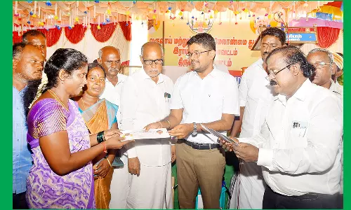 பயனாளிகளுக்கு நலத்திட்ட உதவிகள்