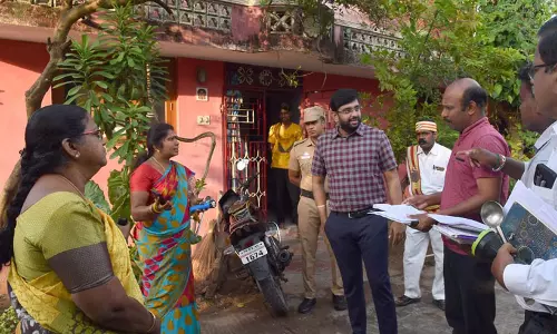 கடலூரில் டெங்கு தடுப்பு நடவடிக்கைகள் குறித்து கலெக்டர் திடீர் ஆய்வு