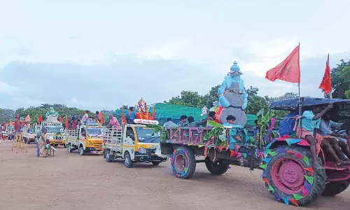 உடுமலையில் 2-வது நாளாக விநாயகர் சிலைகள் ஊர்வலம்