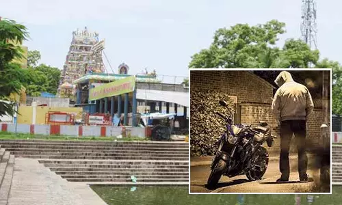 வெட்டுவானம் கோவில் முன்பு நிறுத்திய பைக் திருட்டு