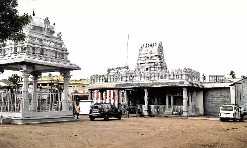 திருச்சி அருகே மத்திய திருப்பதி: மனநலம் காக்கும் குணசீலன்