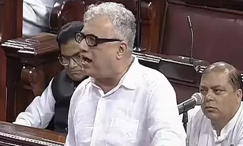 33% இட ஒதுக்கீடு: பா.ஜ.க.வை விமர்சித்த திரிணாமுல் எம்.பி.