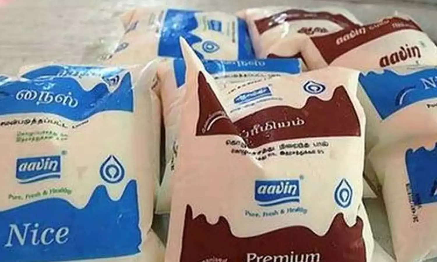 கண்ணாடி பாட்டிலில் பால் விற்பனை செய்வதை நுகர்வோர் விரும்பவில்லை - ஆவின் நிர்வாகம் கண்ணாடி பாட்டிலில் பால் விற்பனை செய்வதை நுகர்வோர் விரும்பவில்லை - ஆவின் நிர்வாகம்