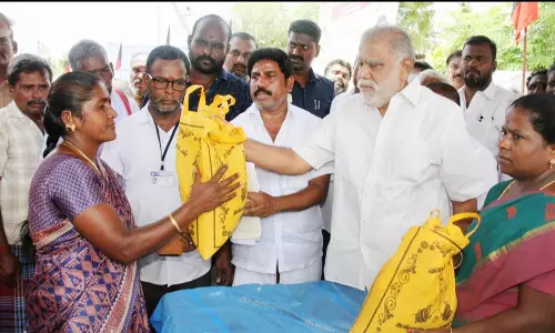 வருமானவரி செலுத்துவோரை தவிர அனைத்து தகுதியுடைய மகளிருக்கும் உரிமைத்தொகை - அமைச்சர் இ.பெரியசாமி பேச்சு