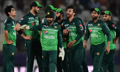 உலக கோப்பைக்கான பாகிஸ்தான் அணி அறிவிப்பு: காயத்தால் இடம்பெறாத முக்கிய வேகப்பந்து வீச்சாளர்