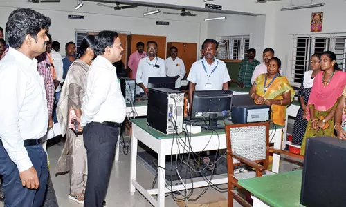 சங்ககிரி தாலுகா அலுவலகத்தில் மாவட்ட கண்காணிப்பு அலுவலர் ஆய்வு