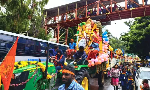 கோத்தகிரியில் விநாயகர் சிலைகள் விசர்ஜன ஊர்வலம்