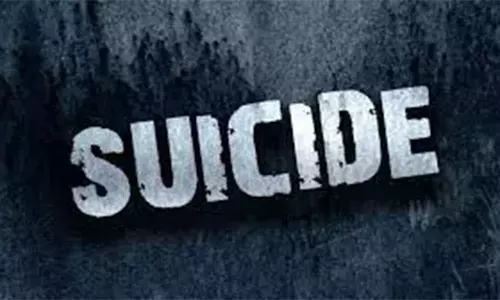 பெட்ரோல் பங்க் கேஷியர் வாய்க்காலில் விழுந்து தற்கொலை