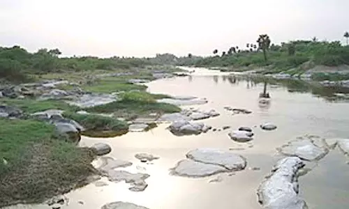 நொய்யல் ஆறு கரையை அழகுபடுத்துவது குறித்து ஆலோசனை