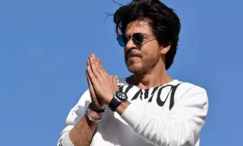 நான் பெண்களுக்கு அதிக மதிப்பு கொடுப்பவன்- ஷாருக்கான்