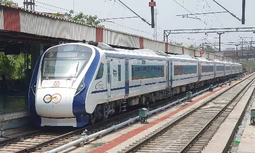 நெல்லை-சென்னை வந்தே பாரத் ரெயில் முன்பதிவு இன்று தொடங்கியது