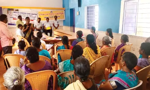 ரவணசமுத்திரம் ஊராட்சியில் புற்றுநோய் விழிப்புணர்வு முகாம்