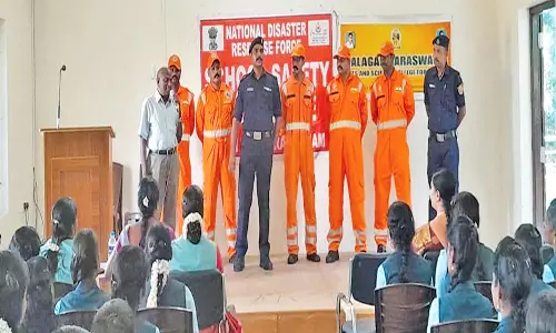 முக்கூடல் பாலகன் சரஸ்வதி கல்லூரியில் பேரிடர் மீட்புப் பயிற்சி