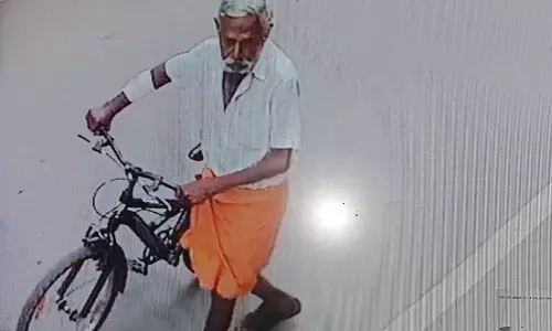 மேட்டுப்பாளையத்தில் சைக்கிளை மட்டும் குறிவைத்து திருடும் முதியவர்