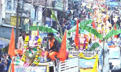 குன்னூரில் விநாயகர் விசர்ஜனம்: 108 சிலைகள் கரைக்கப்பட்டன