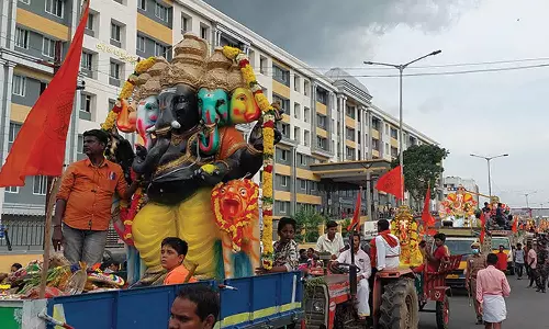 விநாயகர் சிலைகள் நாளை கரைப்பு: பழவேற்காடு கடற்கரை பகுதிகளில் போலீஸ் சூப்பிரண்டு கண்காணிப்பு