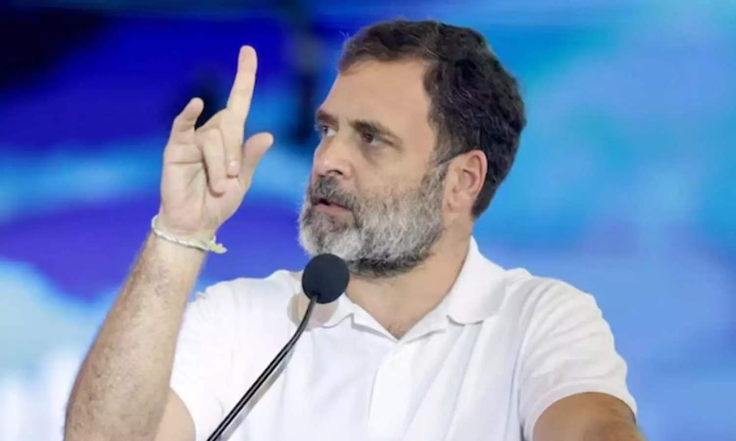 வயநாடு தொகுதியில் போட்டியிட கூடாது: ராகுல்காந்திக்கு கம்யூனிஸ்டு திடீர் எதிர்ப்பு வயநாடு தொகுதியில் போட்டியிட கூடாது: ராகுல்காந்திக்கு கம்யூனிஸ்டு திடீர் எதிர்ப்பு