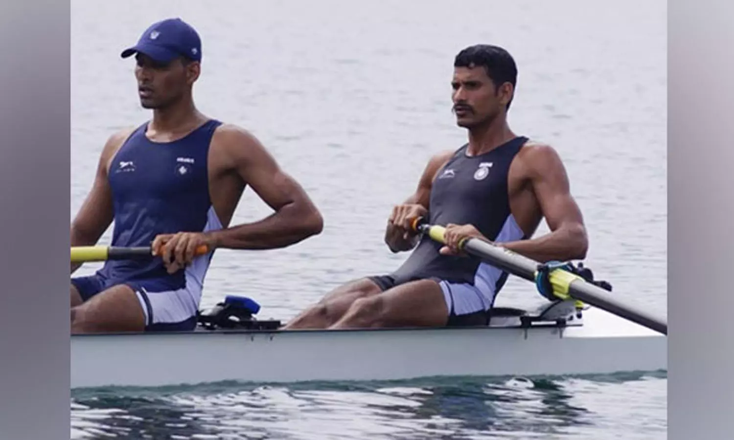 ஆசிய விளையாட்டு போட்டி - துடுப்பு படகு போட்டியில் 3 பதக்கம் வென்றது இந்திய அணி ஆசிய விளையாட்டு போட்டி - துடுப்பு படகு போட்டியில் 3 பதக்கம் வென்றது இந்திய அணி