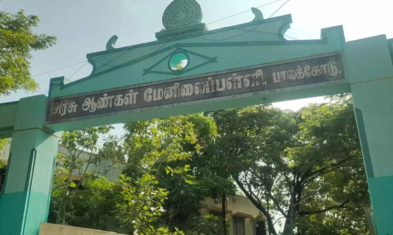 பாலக்கோடு அரசு பள்ளியில் மாணவர்களுக்கு போதுமான கழிப்பிட வசதி இல்லை: அதிகாரி தகவல் பாலக்கோடு அரசு பள்ளியில் மாணவர்களுக்கு போதுமான கழிப்பிட வசதி இல்லை: அதிகாரி தகவல்