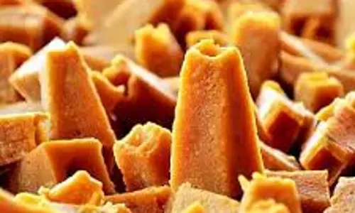 அச்சு வெல்லம் விலை வீழ்ச்சி