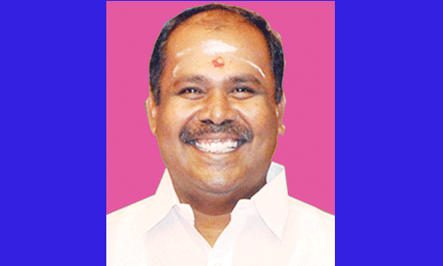 தேர்தல் வாக்குறுதிகளை நிறைவேற்றுவதில் தி.மு.க. அரசு 100 சதவீதம் தோல்வி-ஆர்.பி.உதயகுமார் குற்றச்சாட்டு