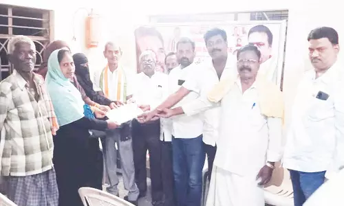 காங்கிரஸ் கட்சி ஆலோசனை கூட்டம்