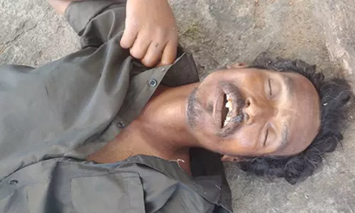 கொடுமுடி அருகே அடையாளம் தெரியாத ஆண் பிணம்