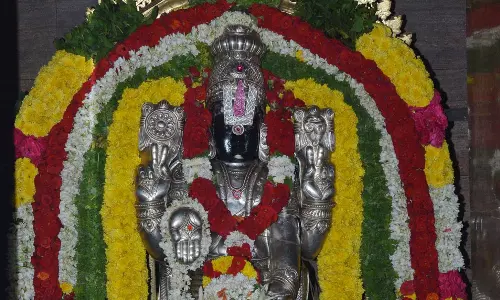 புரட்டாசி மாதம் முதல் சனிக்கிழமையை யொட்டி பெருமாள் கோவில்களில் சிறப்பு பூஜைகள்