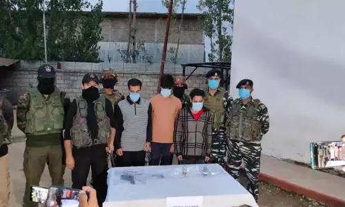 காஷ்மீரின் குல்கம் மாவட்டத்தில் 5 பயங்கரவாதிகள் கைது