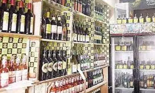 கர்நாடகாவில் கூடுதல் மதுக்கடை திறக்க அரசு முடிவு