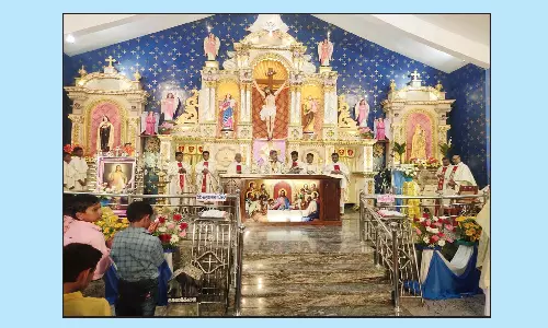 புனித குழந்தை தெரசாள் தேவாலய பெருவிழா கொடியேற்றம்