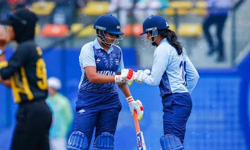 ஆசிய விளையாட்டு போட்டி - இலங்கை வெற்றிபெற 117 ரன்களை நிர்ணயித்தது இந்திய பெண்கள் அணி