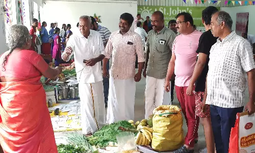 பெரியநாயக்கன்பாளையத்தில் நம்ம ஊரு சந்தை நடந்தது