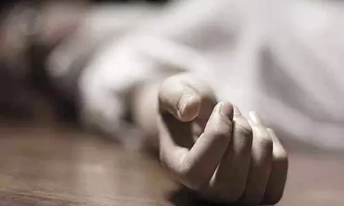 வீட்டின் சுவர் இடிந்து விழுந்து பெண் பலி