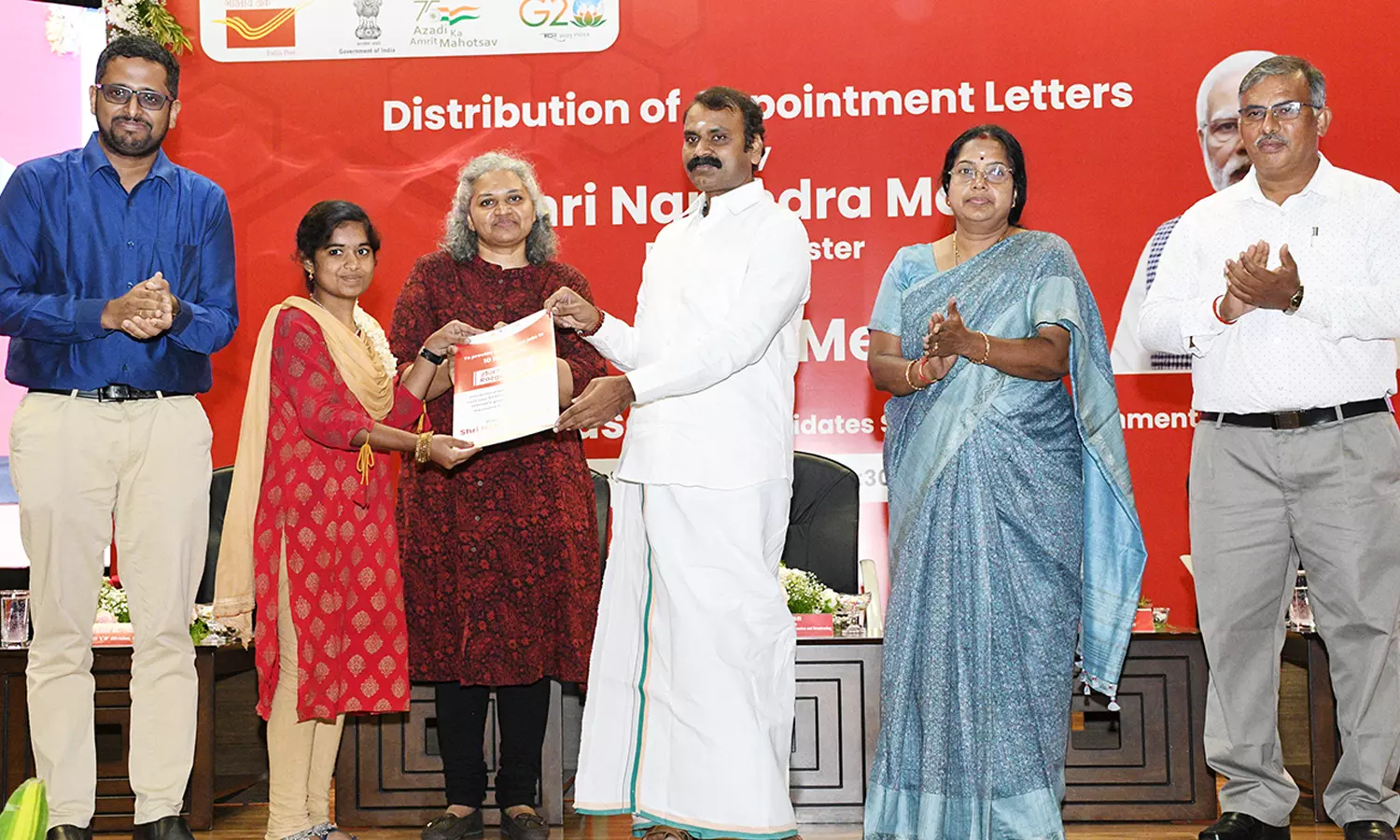 நாடு முழுவதும் இன்று 9-வது கட்டமாக 51 ஆயிரத்து 56 பேருக்கு பணி நியமன ஆணை நாடு முழுவதும் இன்று 9-வது கட்டமாக 51 ஆயிரத்து 56 பேருக்கு பணி நியமன ஆணை