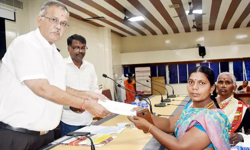 முதல்-அமைச்சர் தனிப்பிரிவு மனுக்கள் மீது தனிக்கவனம்