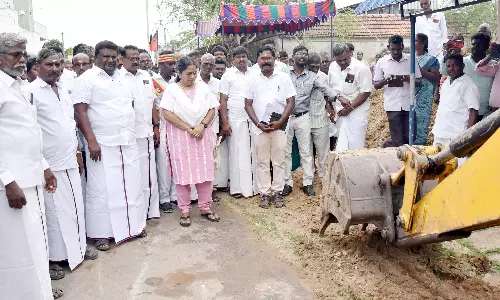 புதிய வளர்ச்சித் திட்டப் பணிகள் தொடக்கம்