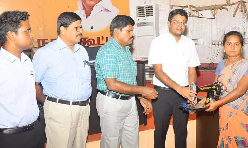 மக்கள் குறைதீர்க்கும் முகாமில் 512 மனுக்கள் பெறப்பட்டன